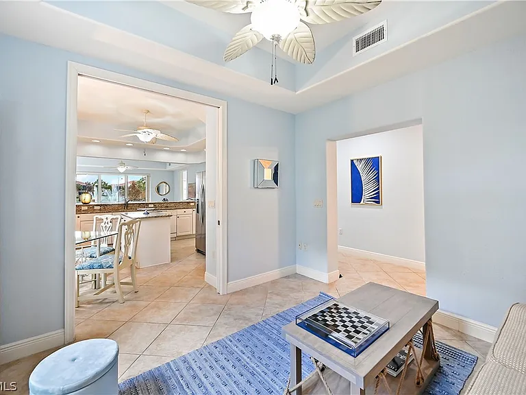 7832 Hawthorne Dr #1901 — Photo 12