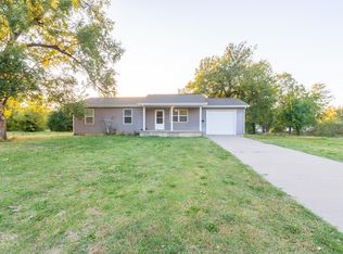 409 W Ave N, Lyons, KS 67554