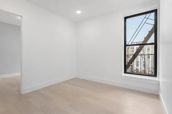 Rented by Compass | media 5