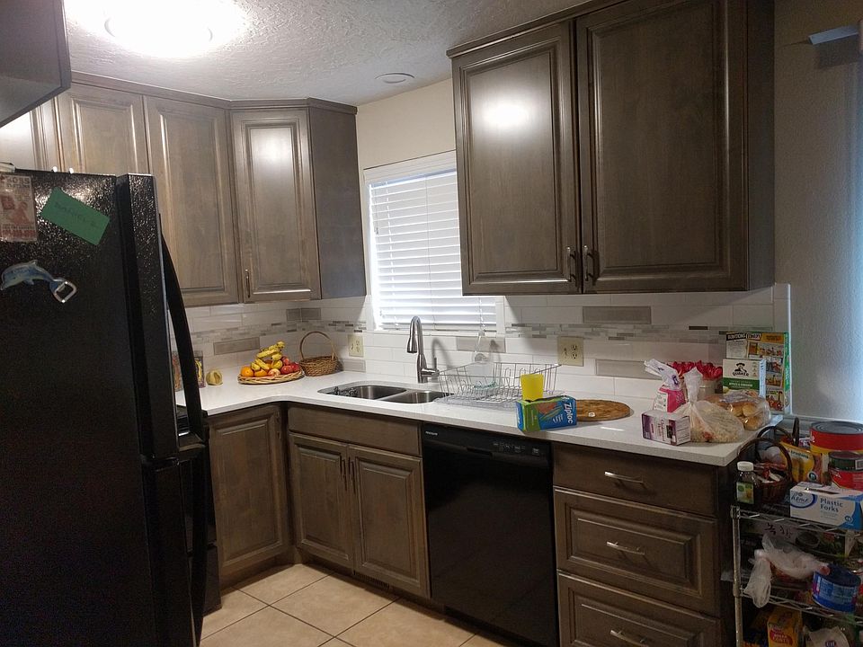 2nd image of 468 E 200 N APT 2