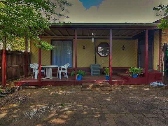 2nd image of 8129 NW 23rd St