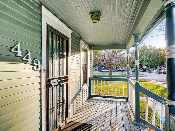 3rd image of 449 E Park St