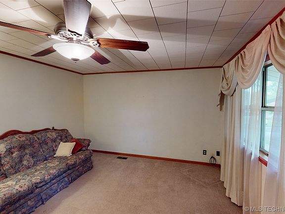 3rd image of 110 S 15th St