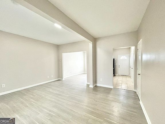 3rd image of 1026 Wheel House Ln APT H