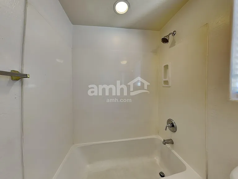 4021 S 55th Dr — Photo 20
