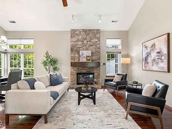 5th image of 9266 Andiron Dr