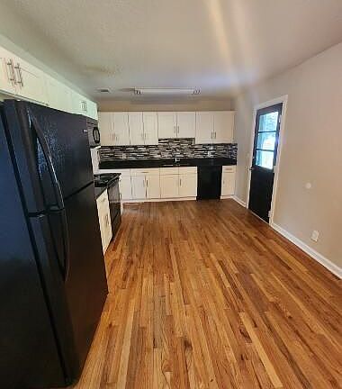 4th image of 4282 Forest Blvd