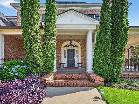 2nd image of 105 Rivendell Dr