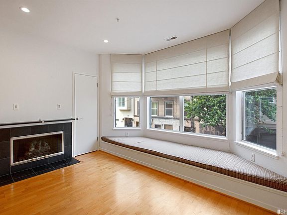 2nd image of 342 Hayes St APT E