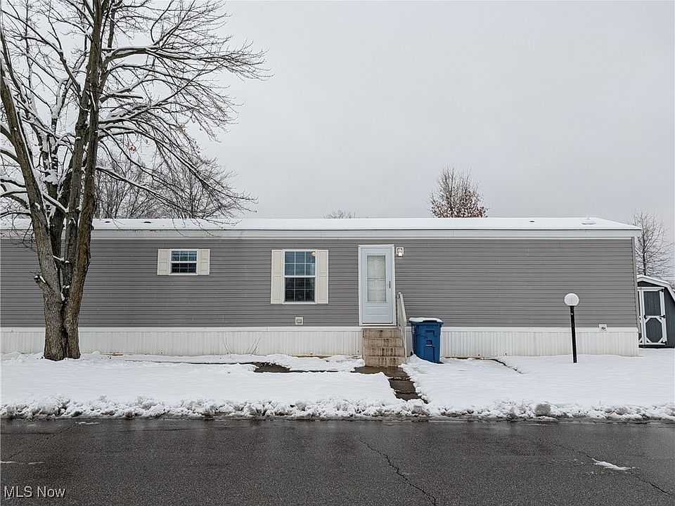 1st image of 100 Cedar Brook Dr