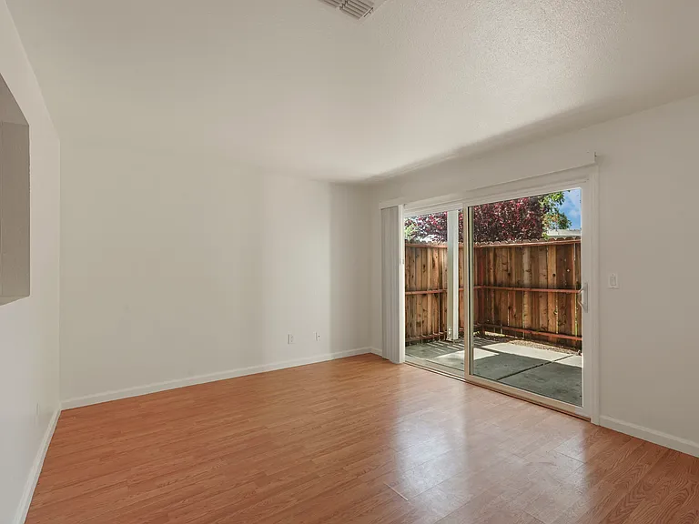 Elevate Apartments — Photo 49