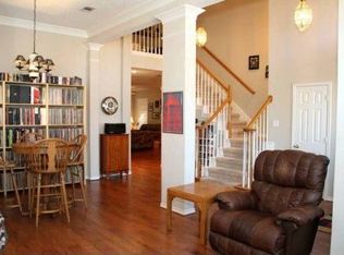 2101 Idlewood Dr, Grapevine, TX 76051