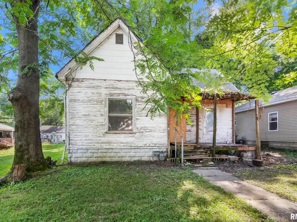 2428 N 15th St, Springfield, IL 62702