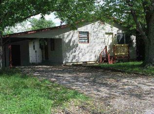 5204 Timber Lake Dr, Waterloo, IL 62298