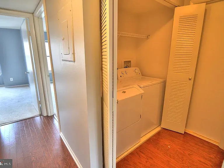 1707 Ascot Way #E — Photo 19