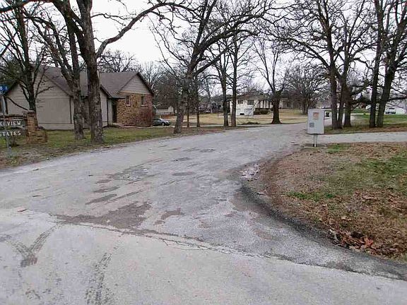 5th image of 18984 S 1488th Rd