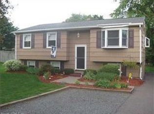 819 Mount Vernon Rd, Southington, CT 06489