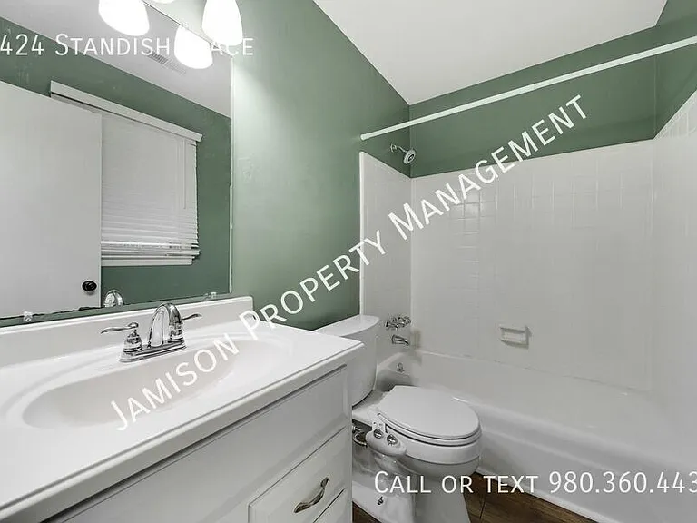 1424 Standish Pl — Photo 12