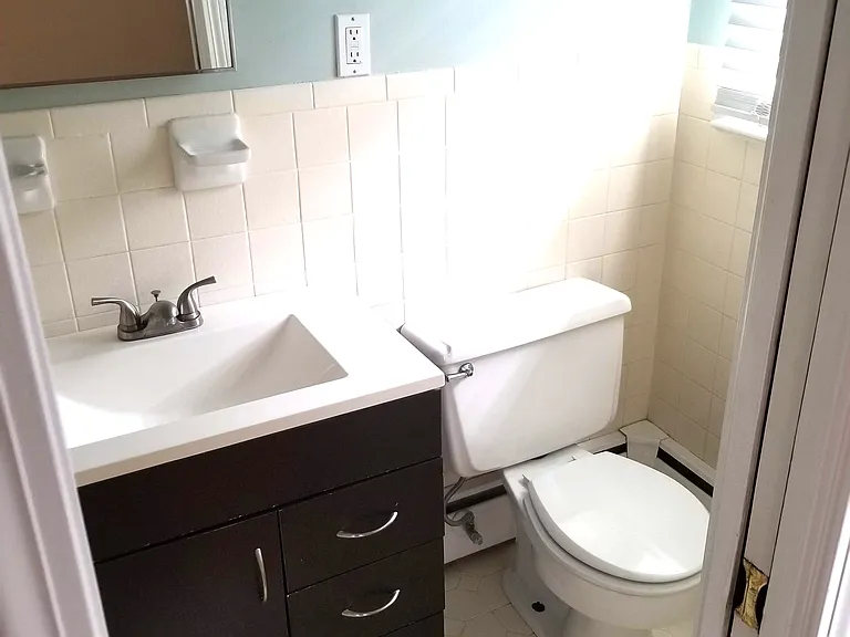 1032 Patrick Henry Way — Photo 31