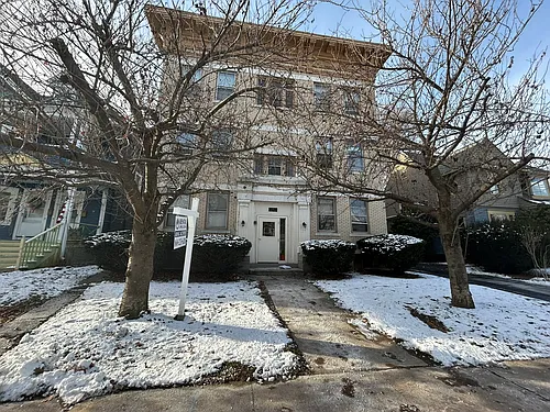 33 Sherman St Photo 1