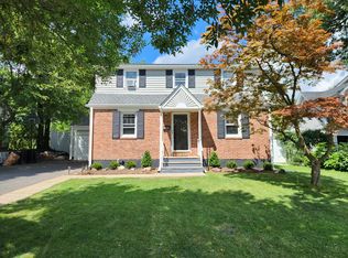 38-05 Van Duren Ave, Fair Lawn, NJ 07410