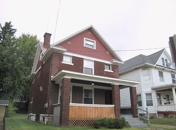 1st image of 1142 W 26th St