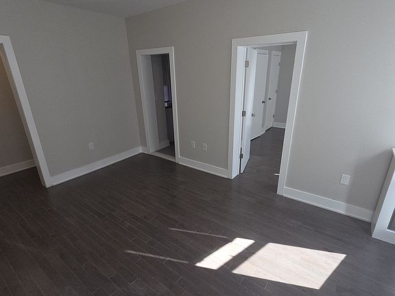 5th image of 713 Bergen Ave #B