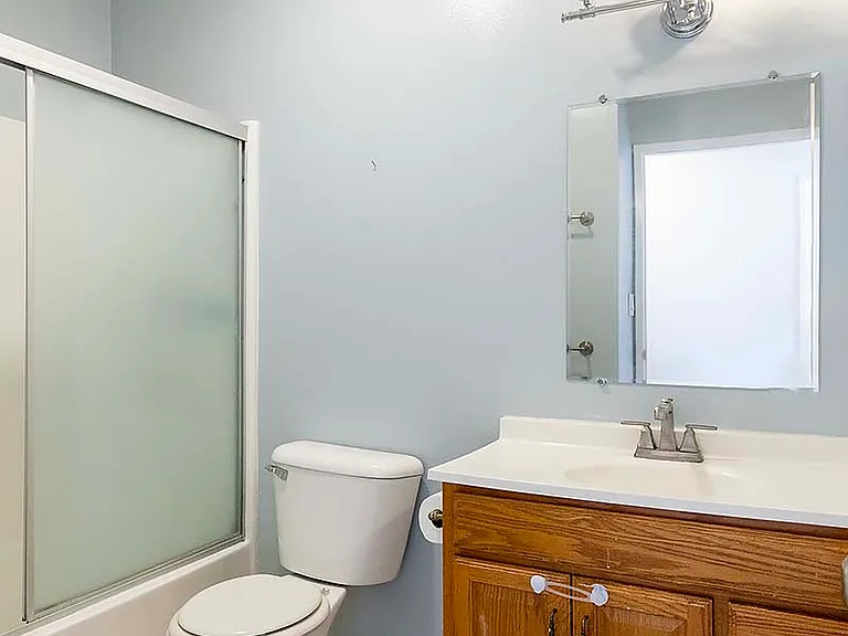 1036 Magnolia Ave #208 — Photo 8