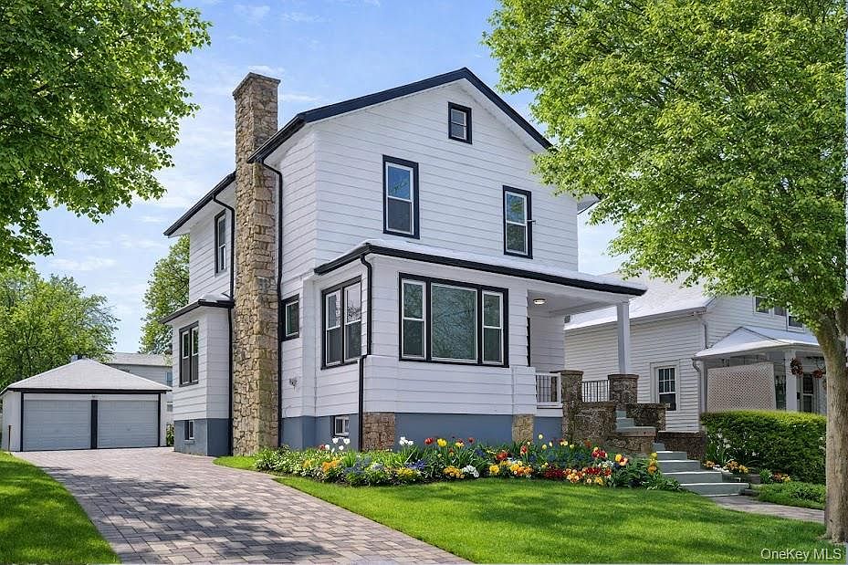 1st image of 44 Alkamont Avenue