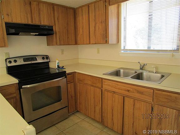 2nd image of 2913 India Palm Dr