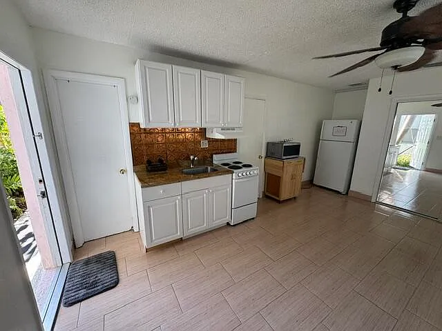 1503 Hayes St #1-3 — Photo 5