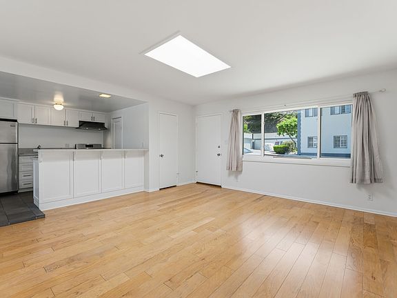 5th image of 314 Culver Blvd