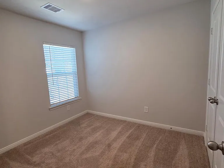16374 Sweet Grove Dr — Photo 22