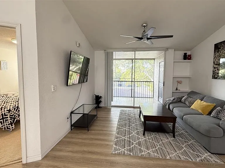 8800 Latrec Ave #9305 — Photo 9
