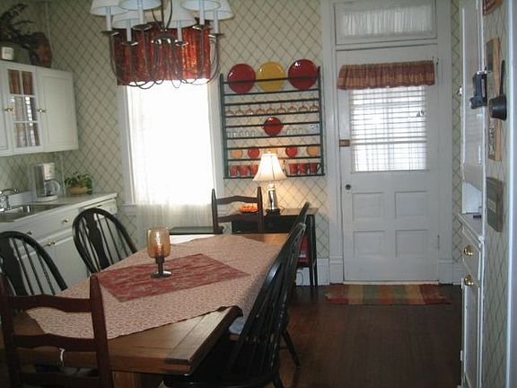 Kitchen - Featuring Original Cabintry