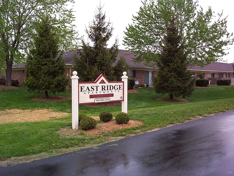 East Ridge Apartments — Photo 4