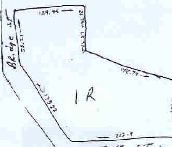 1st image of 503 Bridge St S