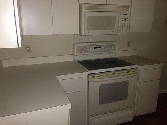 2nd image of 11824 179th Ct N