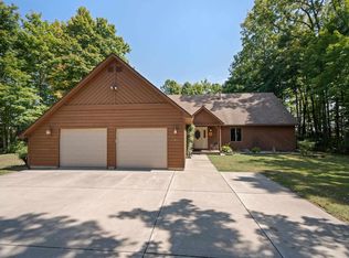 36 Timberly Dr, Greentown, IN 46936