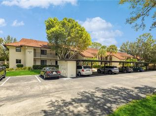 4963 Pepper Cir #D-202, Naples, FL 34113