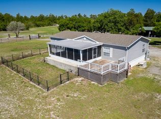 31200 Spruce Dr, Eustis, FL 32736