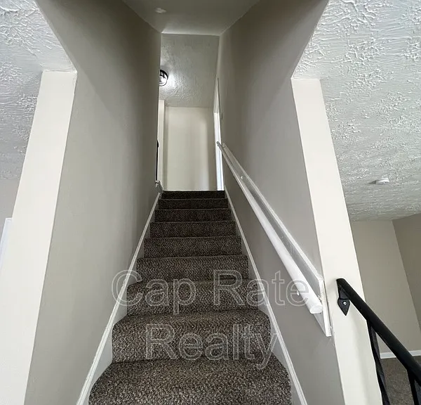 59 N Waverly St — Photo 9