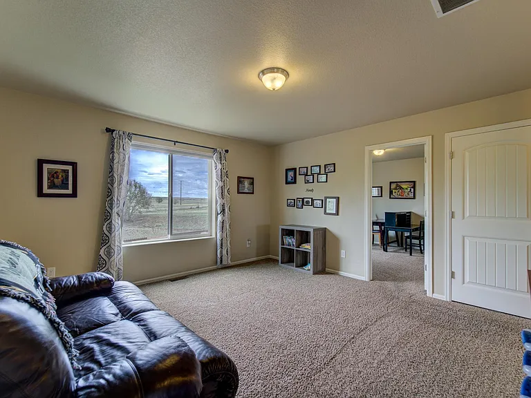9711 Desert Lily Cir — Photo 28