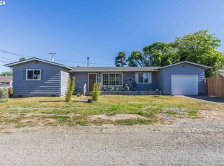2186 California Ave, North Bend, OR 97459