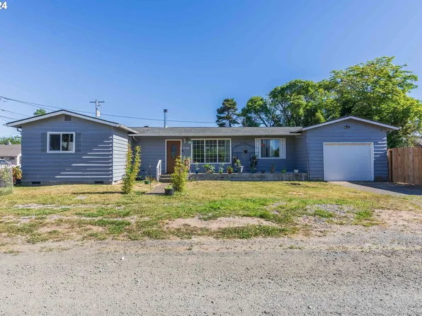 2186 California Ave, North Bend, OR 97459