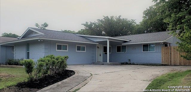 1st image of 2139 Greencrest Dr