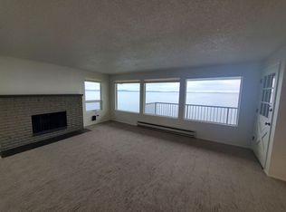 3003 Alki Ave SW #3, Seattle, WA 98116