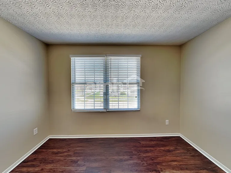 5979 Haydens Crossing Blvd — Photo 14