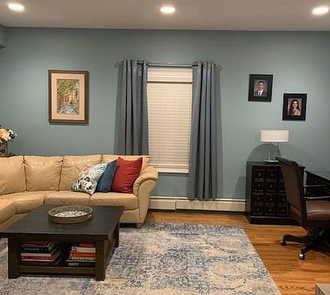 4th image of 29 Carpenter Ave APT 5A