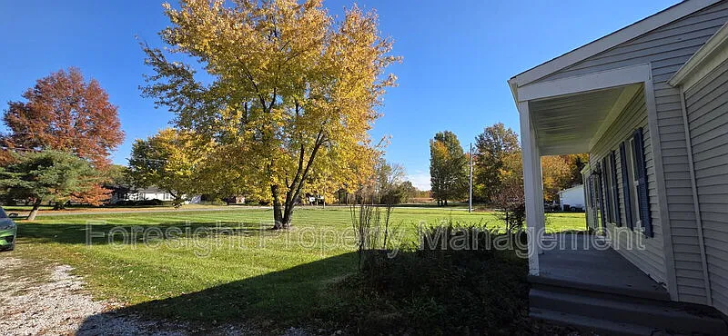 3 bed, 2.0 bath, 1776 sqft, $2,795 — Photo 2